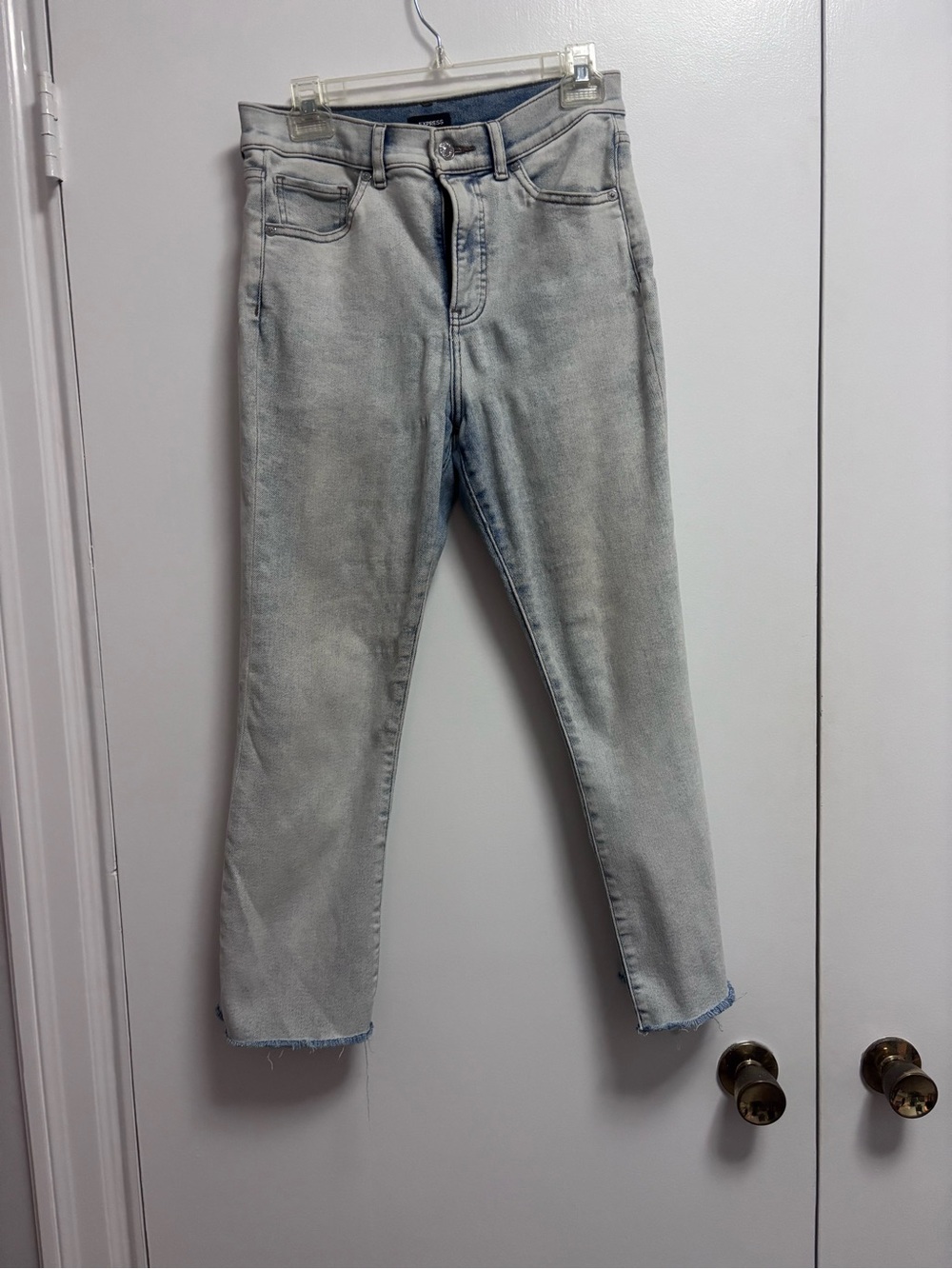 Express Light-Blue High-Rise Cropped Straight Jeans Size 8
